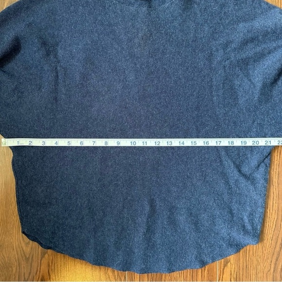 Navy Blue Dolman Sleeve Bateau Neck Sweater Raw Edge Hem Size Large - Picture 3 of 6